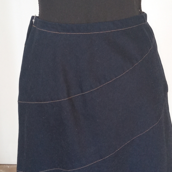 Dark Denim skirt - Picture 4 of 9